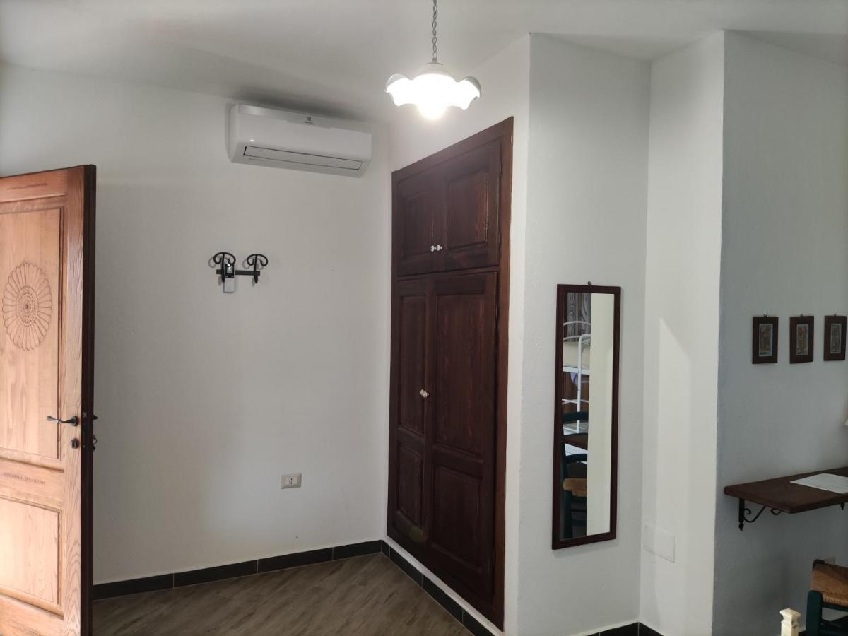 Residenza Di Campagna Dolmen Motorra Guest House Доргали Екстериор снимка